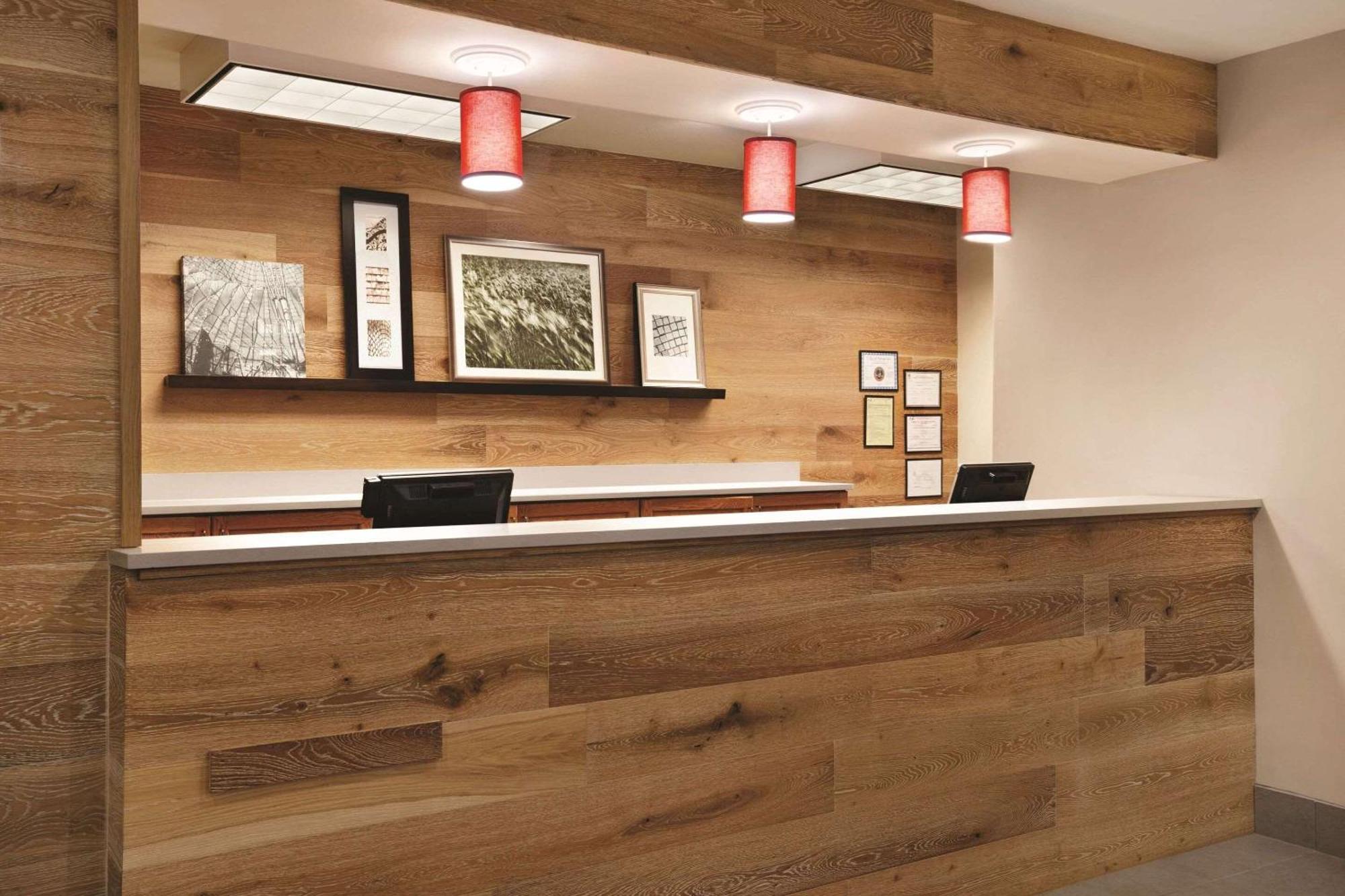 Country & By Radisson, Newnan, Ga 3*
